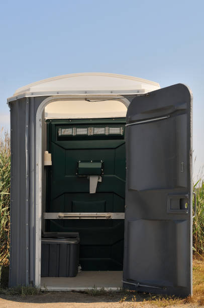 Best Luxury portable toilet rental  in Bainbridge, OH